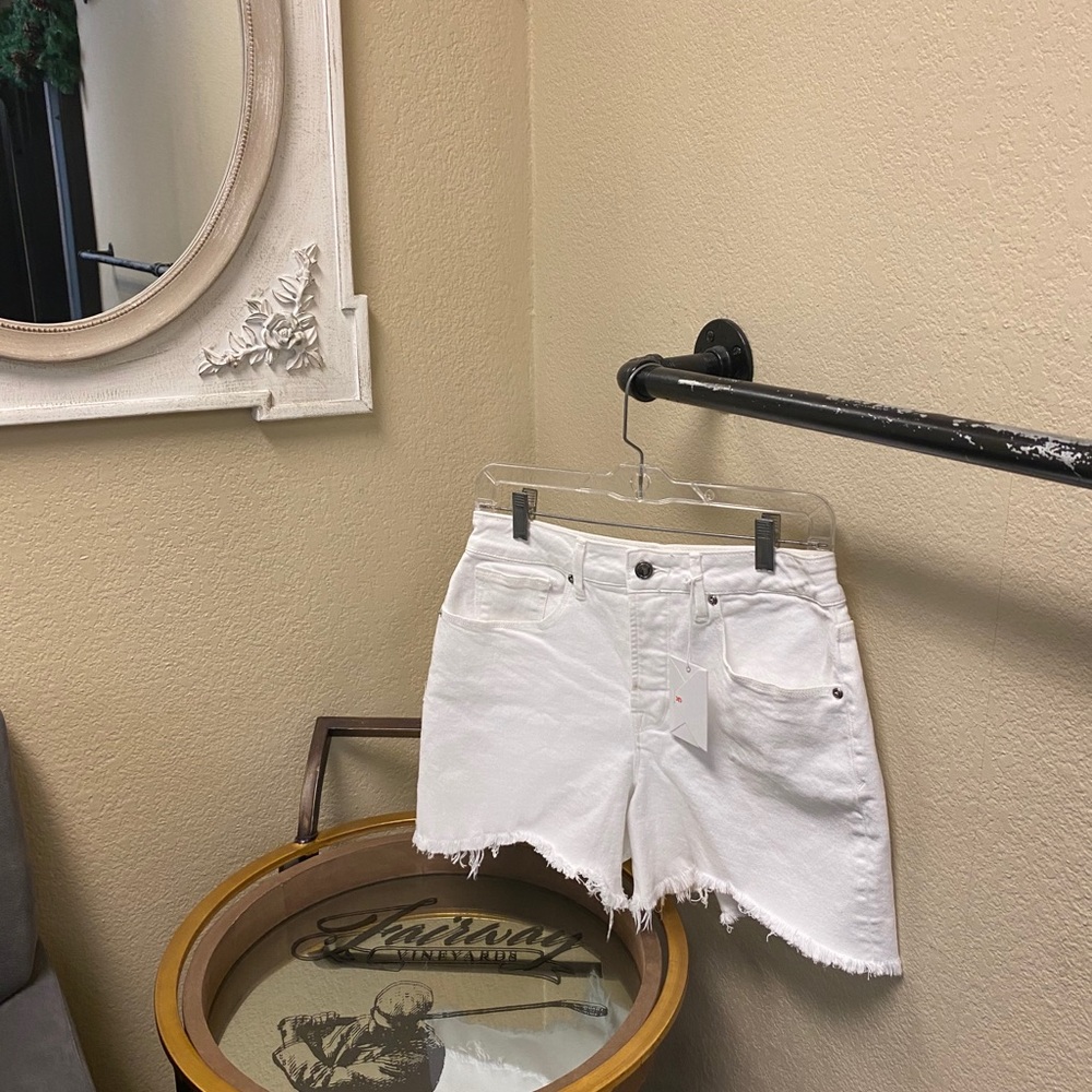 Good American shorts (brand new, with tags)